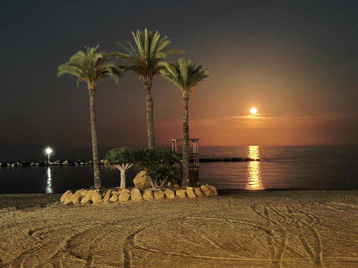 Apartamento Playa Del Faro Garrucha Bagian luar foto