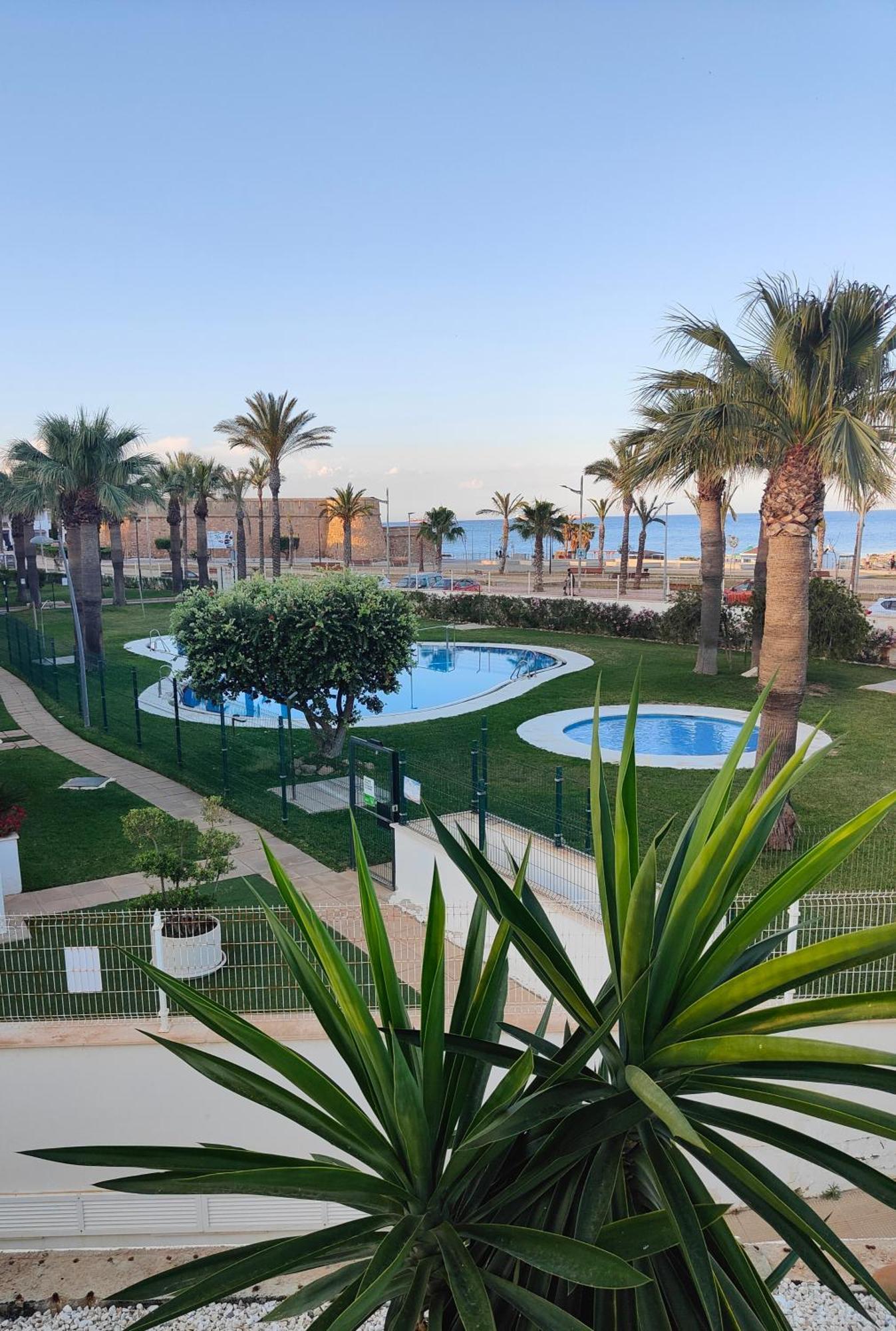 Apartamento Playa Del Faro Garrucha Bagian luar foto